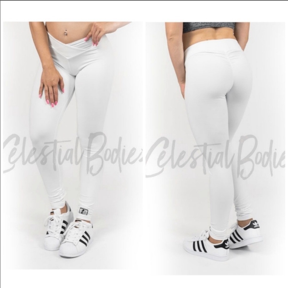 🚫SOLD🔥White Celestial Bodiez Scrunch Butt🔥🔥